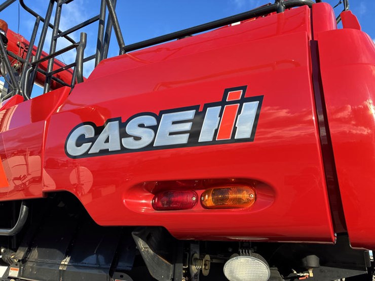2010-case-ih-7120-image-19