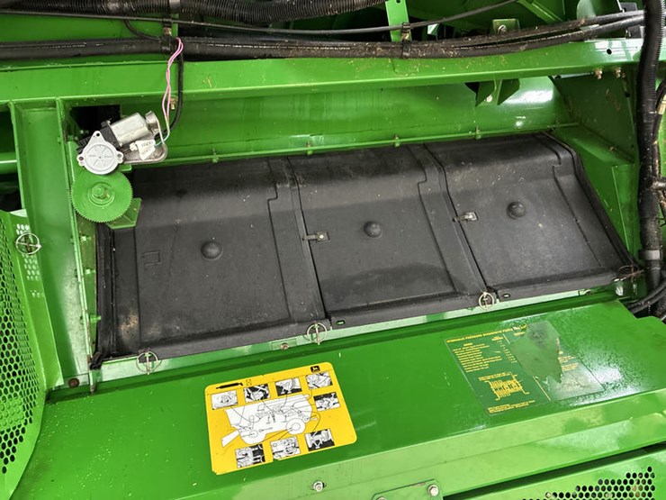 2004-john-deere-9660-sts-image-54