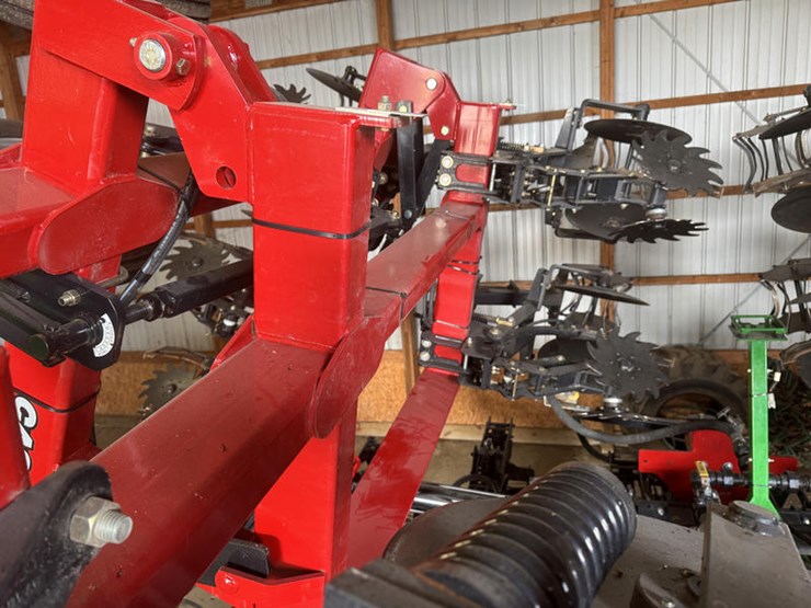 2018-case-ih-955-image-29