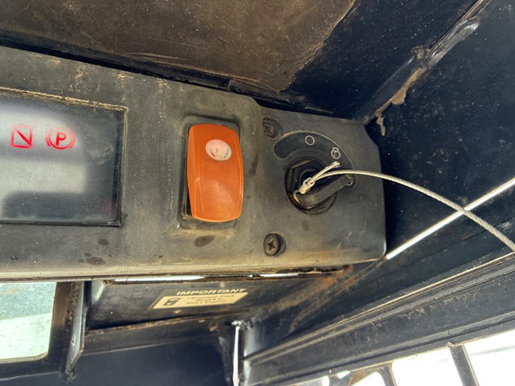 #122574-•-2006-jd-ct322-#t0322ta126871-image-59