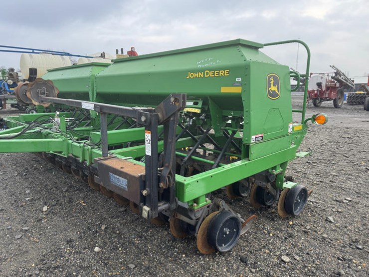 john-deere-1590-image-3