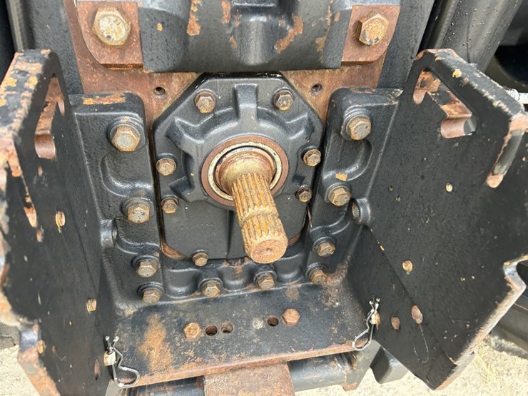 2009-case-ih-magnum-335-image-36