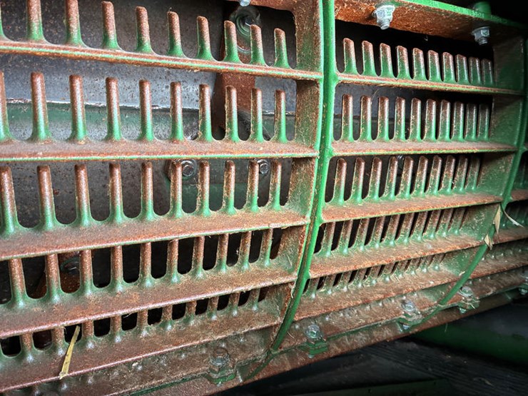 2013-john-deere-s690-image-49