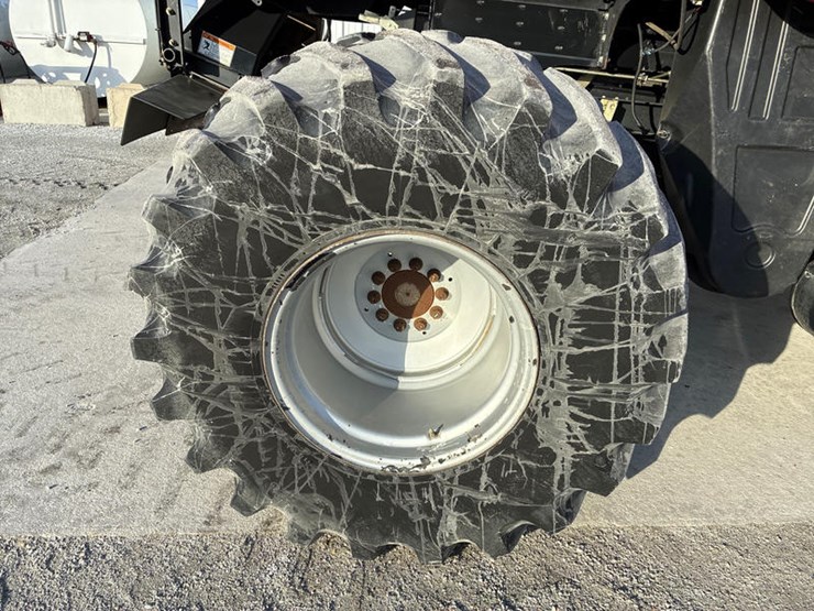 2010-case-ih-7120-image-50