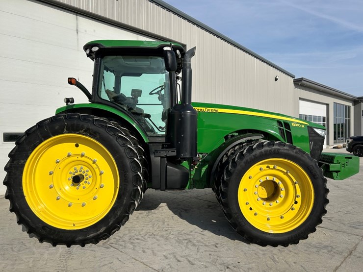 2012-john-deere-8310r-image-2