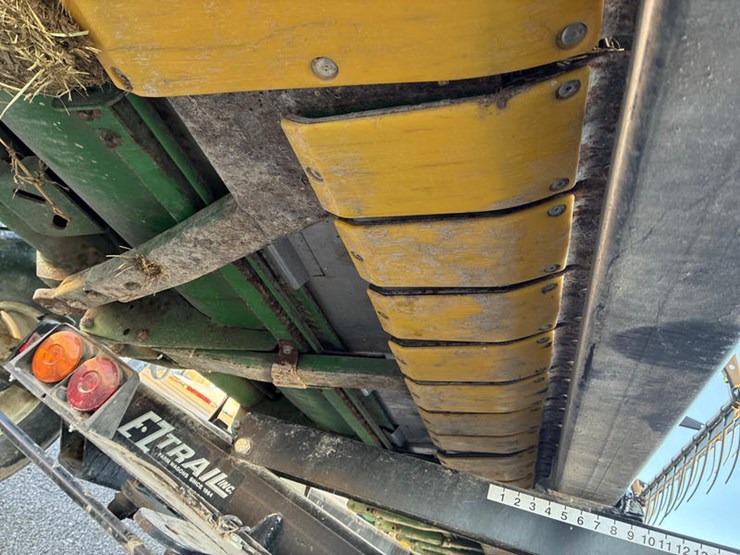 2011-john-deere-635f-image-37