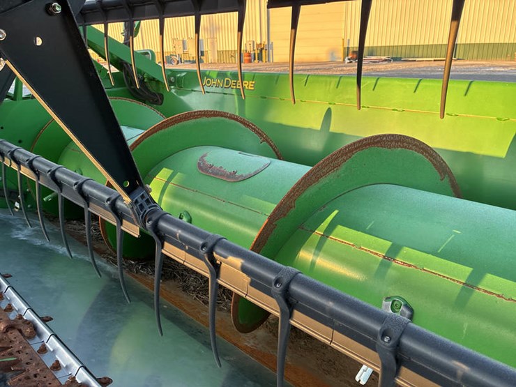 2011-john-deere-635f-image-26