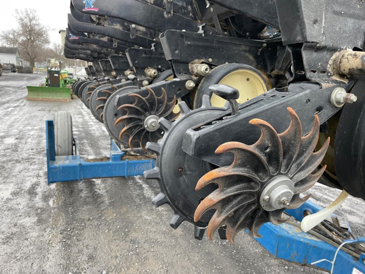 1999-kinze-2500-image-4