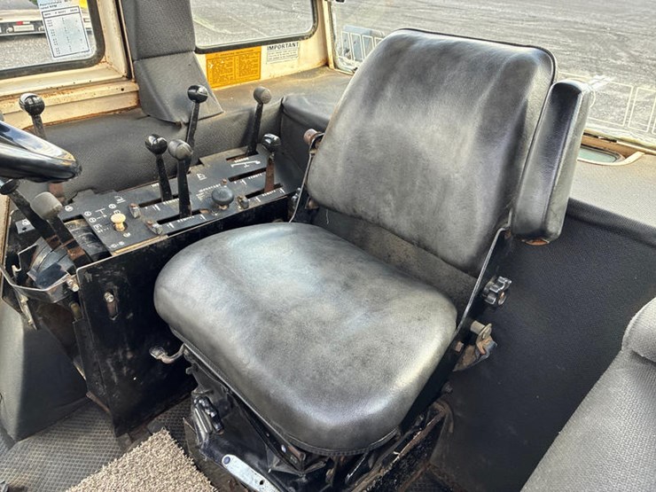 #15057-•-1982-case-2590-#09921366-image-49