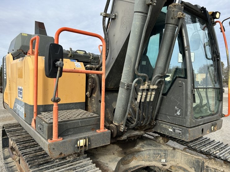 #122558-•-2017-volvo-ec160el-#vcec160ec00310212-image-28