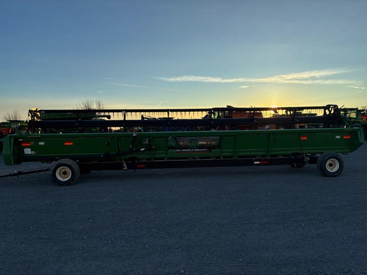 2011-john-deere-635f-image-7