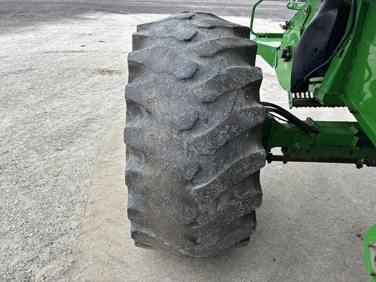 2004-john-deere-9660-sts-image-45