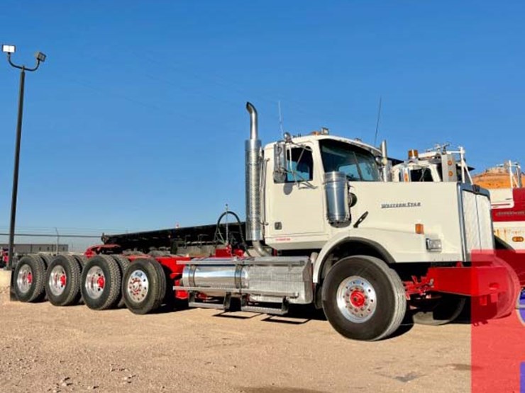 2012-western-star-3800-image-1