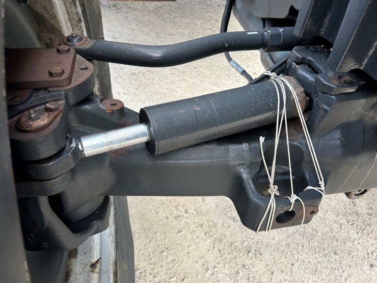 2009-case-ih-magnum-335-image-30