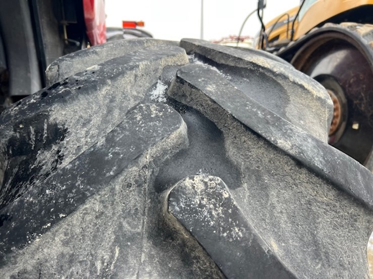 2010-case-ih-6088-image-32