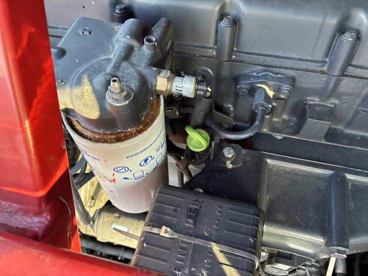 2010-case-ih-7120-image-89