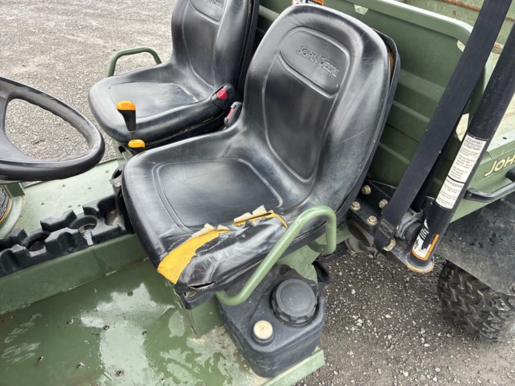 john-deere-gator-image-36