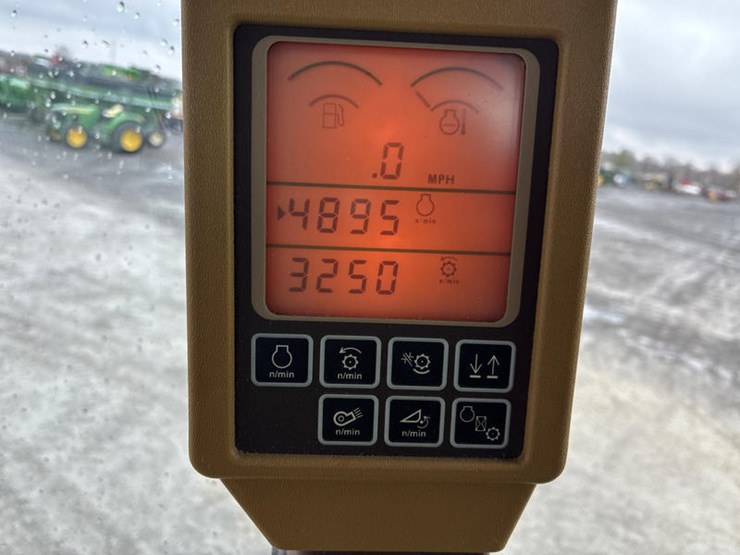 2004-john-deere-9660-sts-image-113