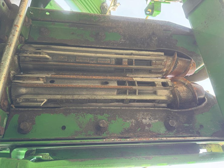 2009-john-deere-612c-image-35