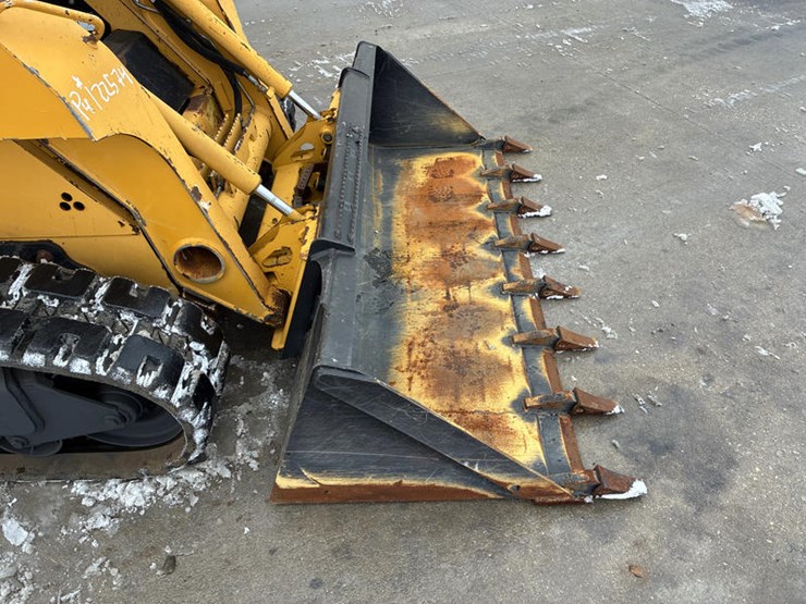 #122574-•-2006-jd-ct322-#t0322ta126871-image-16