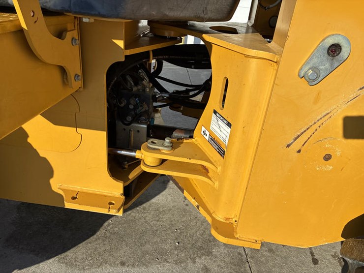 #122570-•-2011-jd-544k-#1dw544kzpb0635211-image-25