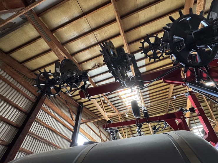 case-ih-2800-image-27