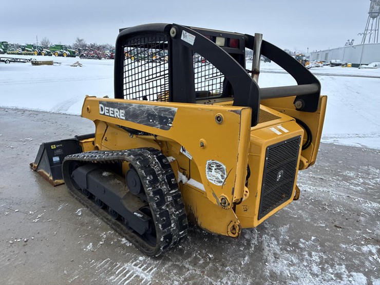 #122574-•-2006-jd-ct322-#t0322ta126871-image-7