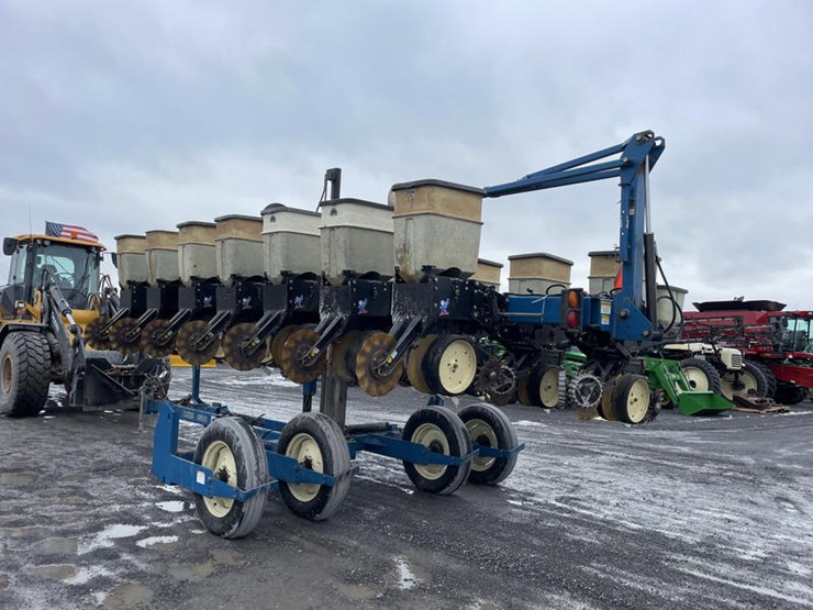 1999-kinze-2500-image-13