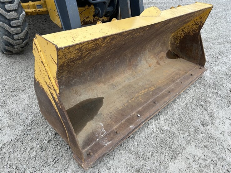 2021-deere-310sl-hl-image-34