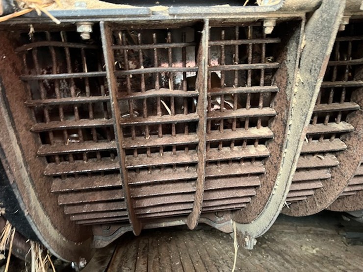 2007-case-ih-7010-image-46