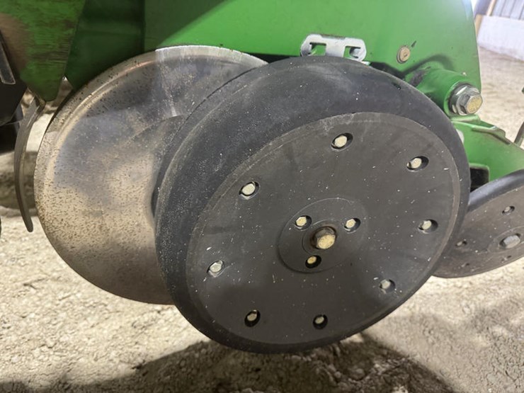 2008-john-deere-1770-image-15