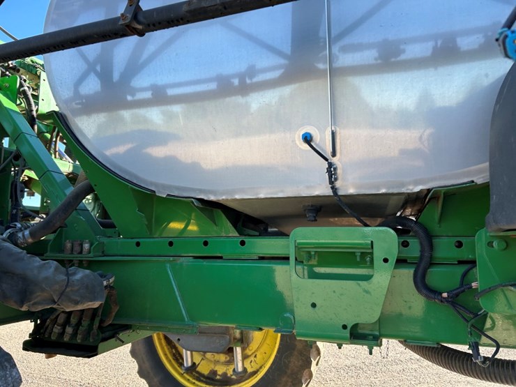 2013-john-deere-4940-image-56