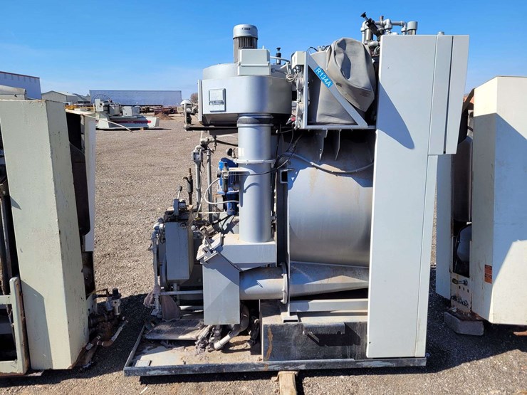 ilsa-ipura-44on-29-gallon-industrial-clothes-washer-image-2