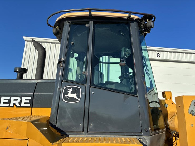 #122570-•-2011-jd-544k-#1dw544kzpb0635211-image-32