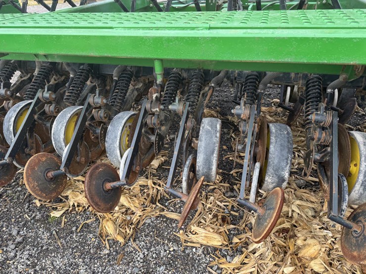 john-deere-750-image-14