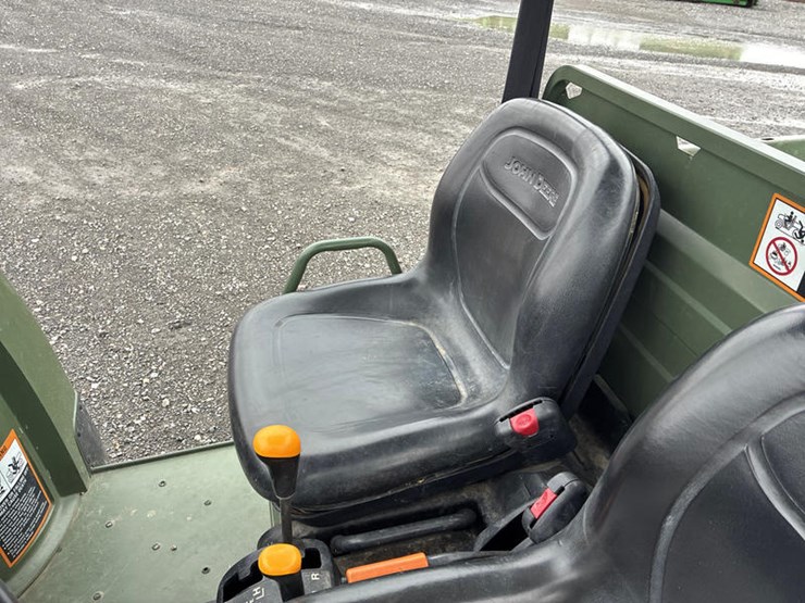john-deere-gator-image-38