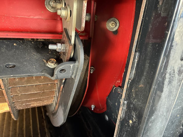 2010-case-ih-7120-image-79