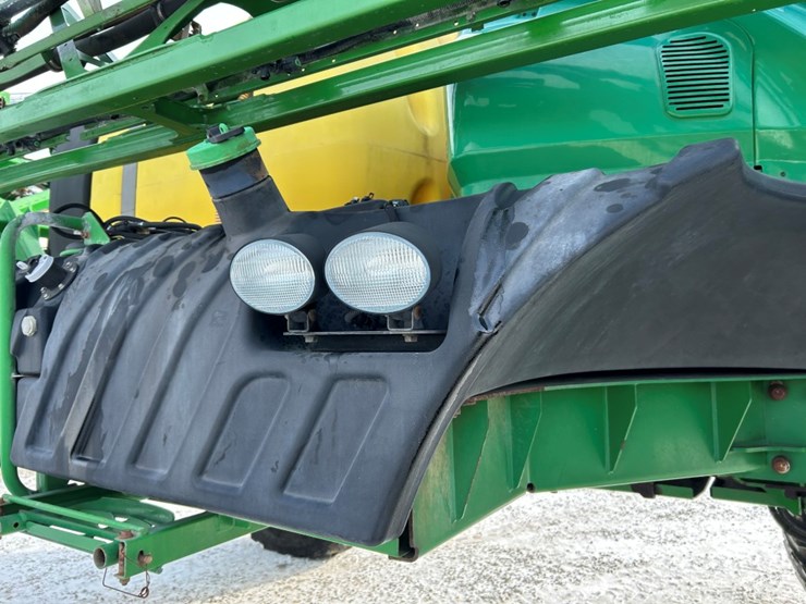 2015-john-deere-r4030-image-61