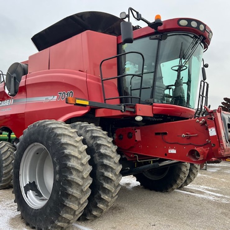 2007 CASE IH 7010