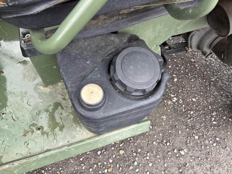 john-deere-gator-image-37