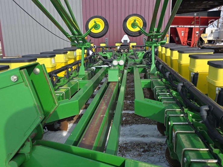 john-deere-1770-image-15