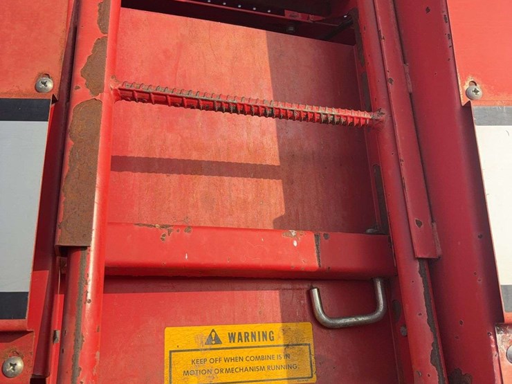 massey-ferguson-8570-image-22