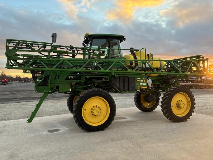 2017-john-deere-r4023-image-10
