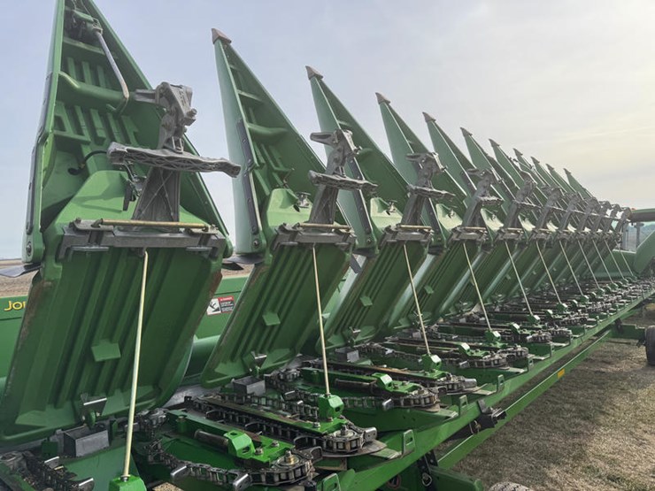 2009-john-deere-612c-image-12