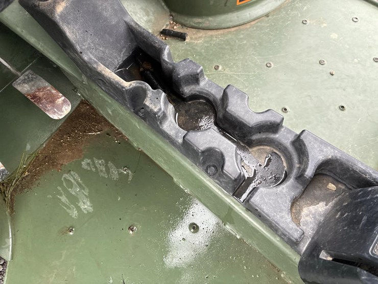 john-deere-gator-image-42