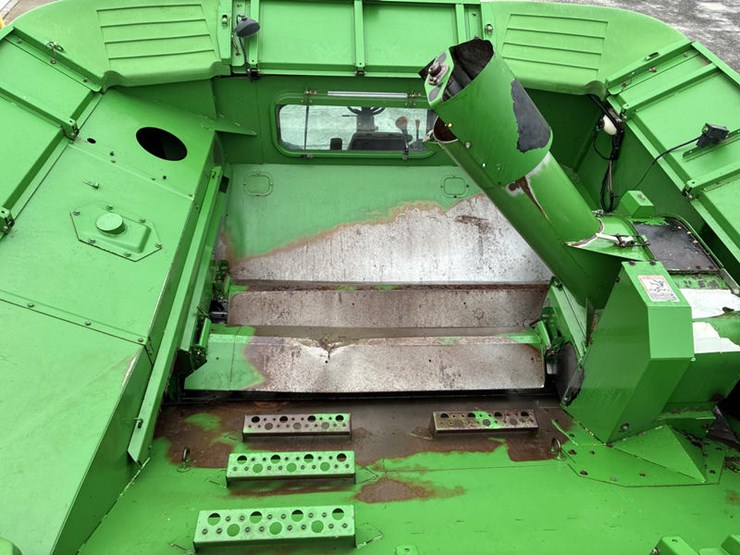 2004-john-deere-9660-sts-image-96