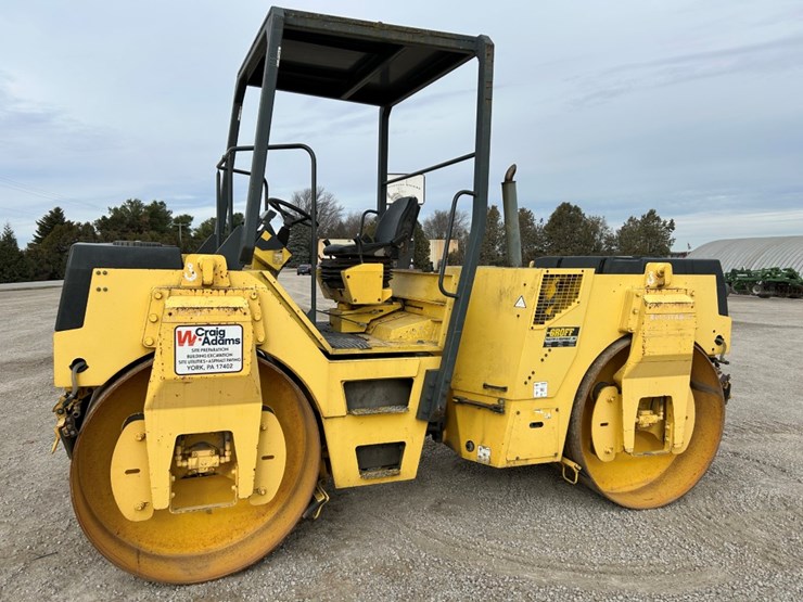 2001-bomag-bw141ad-2-image-1