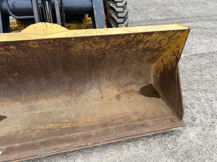 2021-deere-310sl-hl-image-10