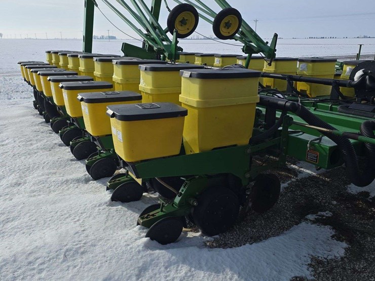 john-deere-1770-image-8