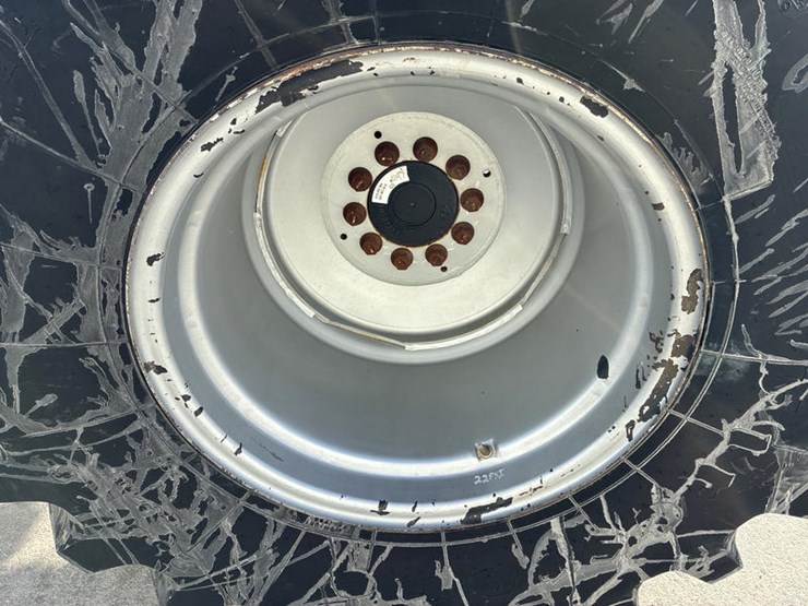 2010-case-ih-7120-image-44